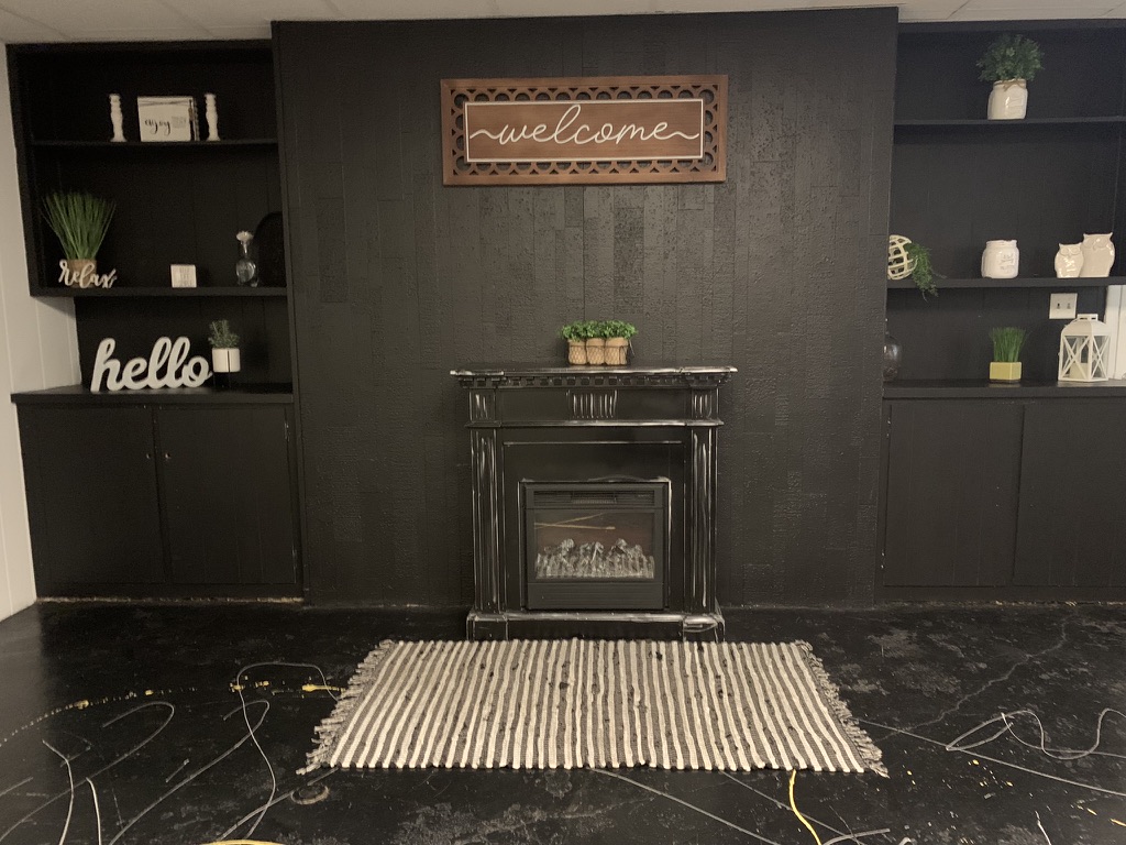 Artificial fireplace